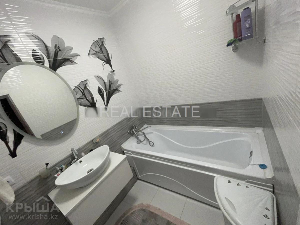 Фото Квартира, 2 комн, 67 м², 8/9 эт., 1989 г.п.