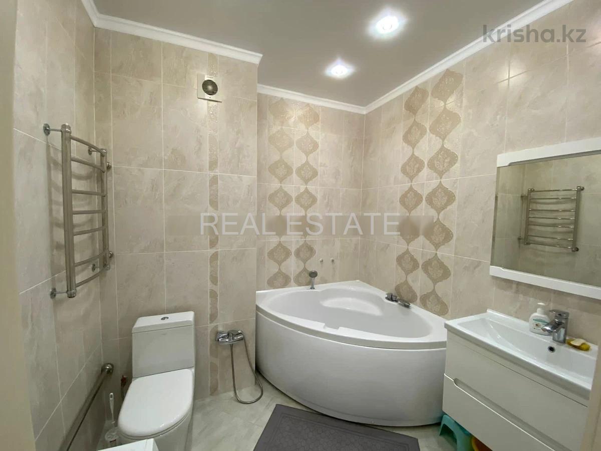 Фото Квартира, 2 комн, 70 м², 11/18 эт.