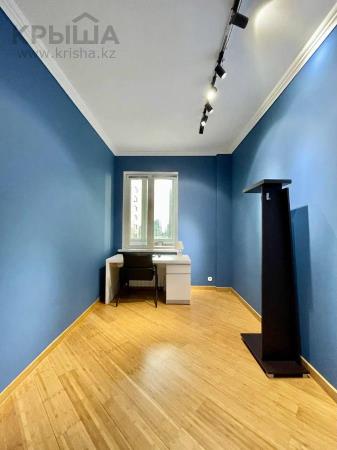 Фото Квартира, 4 комн, 149.8 м², 12/20 эт., 2006 г.п.