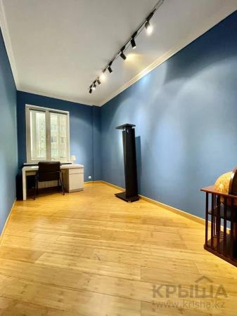 Фото Квартира, 4 комн, 149.8 м², 12/20 эт., 2006 г.п.